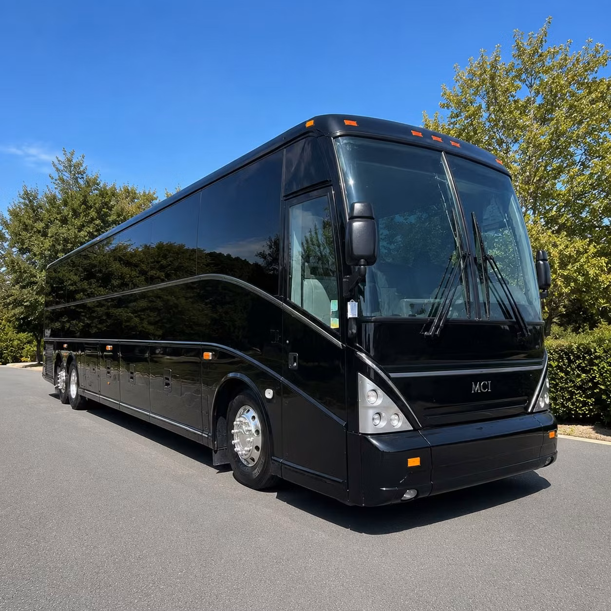washingtoncharterbuscompany com is the easiest way to book wedding guest shuttles in washington dc